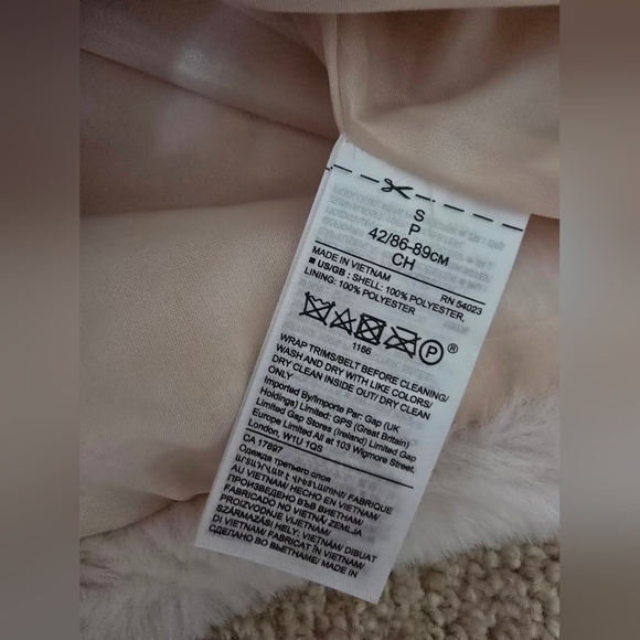 New With Tags Banana Republic Womens Small Blush Pink Soft Faux Fur Coat - Picture 5 of 10